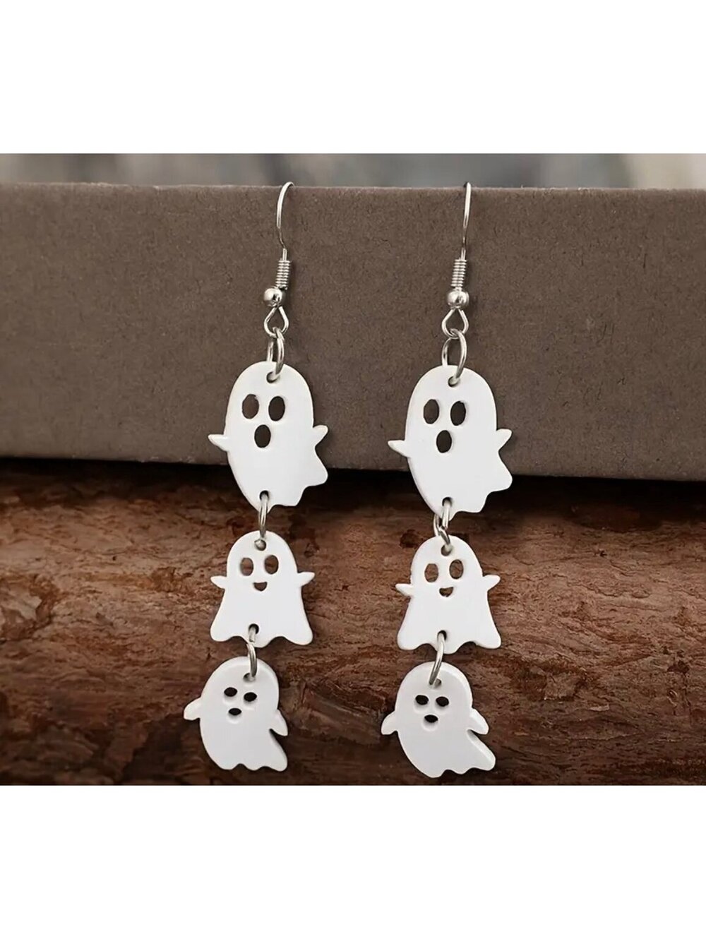 New - *Halloween* - Spooky /Chic Ghost Dangle Earrings